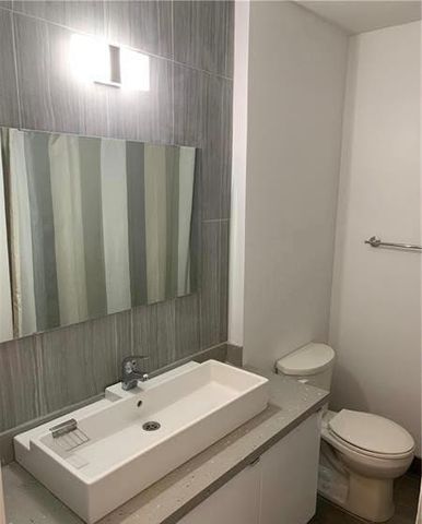 2830 NE 30th Place 2, Fort Lauderdale, FL 33306