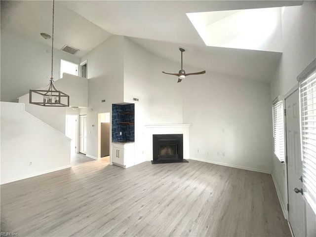 835 Little Bay Ave Apt D, Norfolk, VA 23503