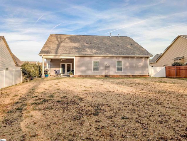 1035 Drakes Crossing, Anderson, SC 29625