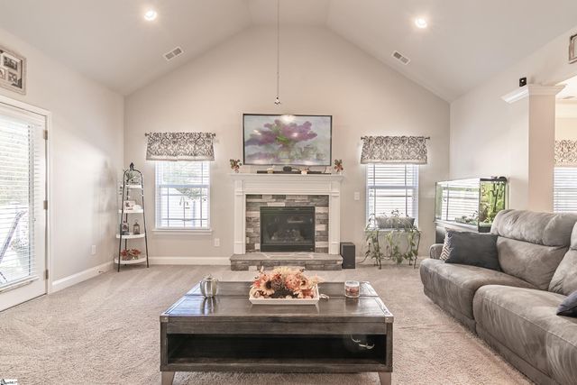 1035 Drakes Crossing, Anderson, SC 29625