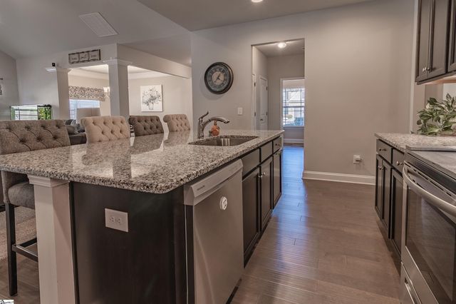 1035 Drakes Crossing, Anderson, SC 29625