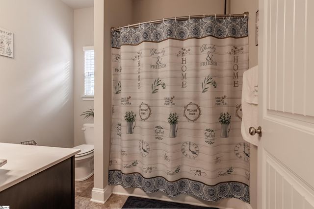 1035 Drakes Crossing, Anderson, SC 29625