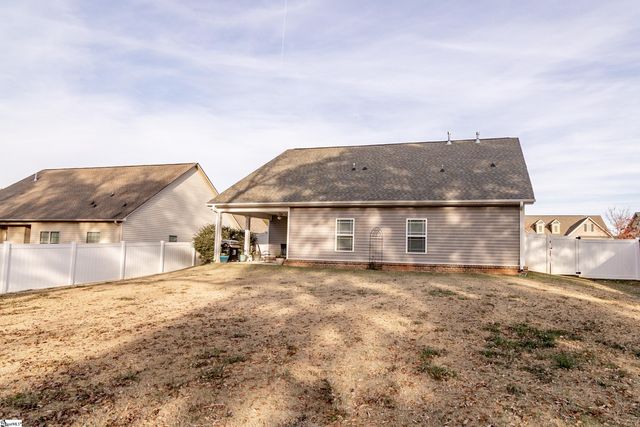 1035 Drakes Crossing, Anderson, SC 29625