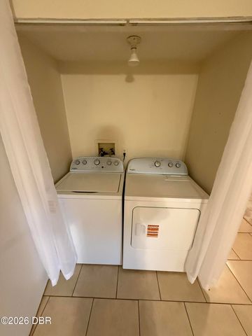 71 Springwood Square, Port Orange, FL 32129
