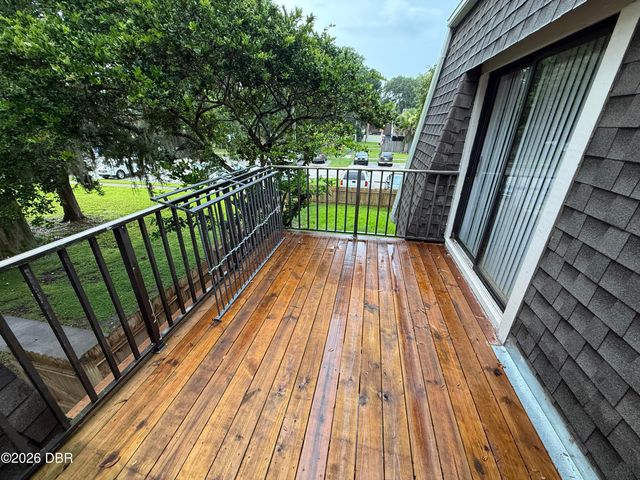 71 Springwood Square, Port Orange, FL 32129