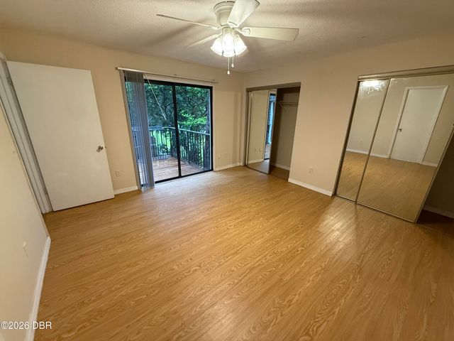 71 Springwood Square, Port Orange, FL 32129