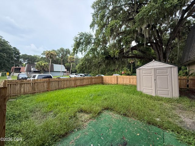 71 Springwood Square, Port Orange, FL 32129