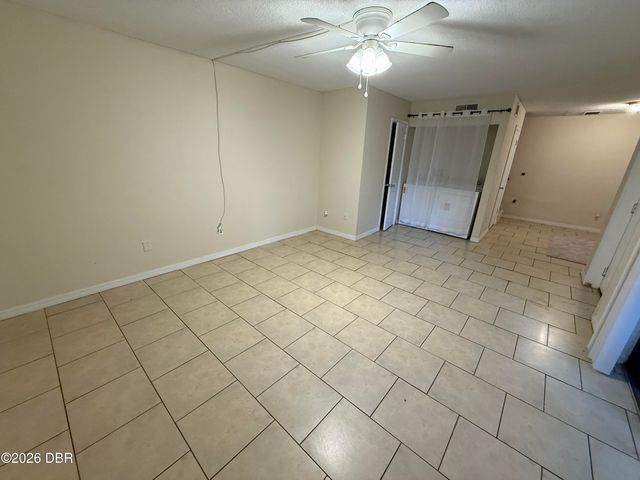 71 Springwood Square, Port Orange, FL 32129