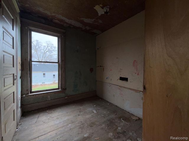 2546 W Forest Avenue, Detroit, MI 48208