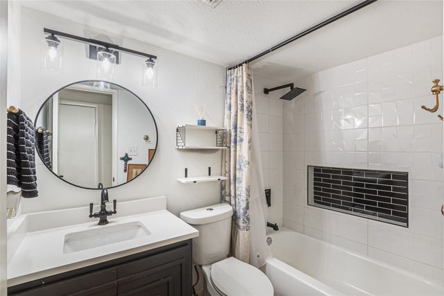 4513 Hale Street, The Colony, TX 75056