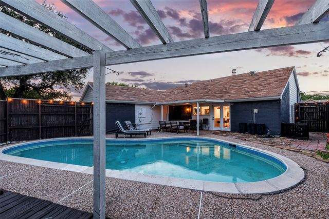 4513 Hale Street, The Colony, TX 75056