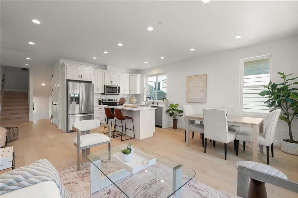 Image 13 of property listing at 188 W Rincon Avenue, Campbell, CA 95008