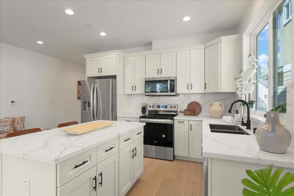 Image 19 of property listing at 188 W Rincon Avenue, Campbell, CA 95008