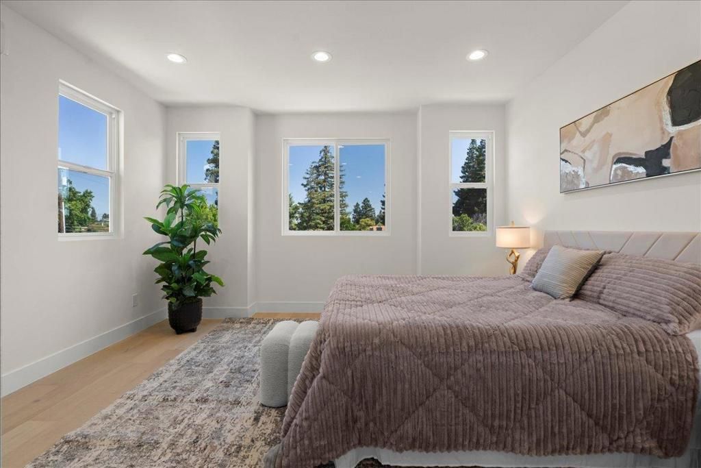 Image 23 of property listing at 188 W Rincon Avenue, Campbell, CA 95008