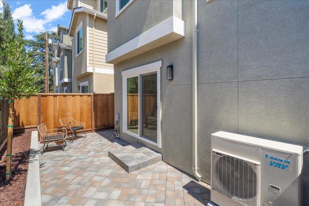 Image 31 of property listing at 188 W Rincon Avenue, Campbell, CA 95008