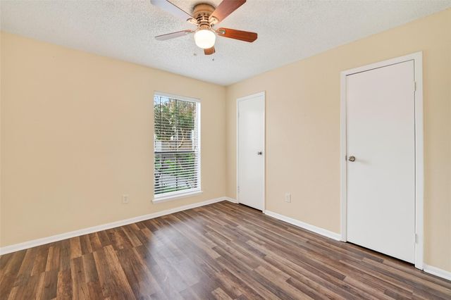 3919 Fairmont Parkway 195, Pasadena, TX 77504