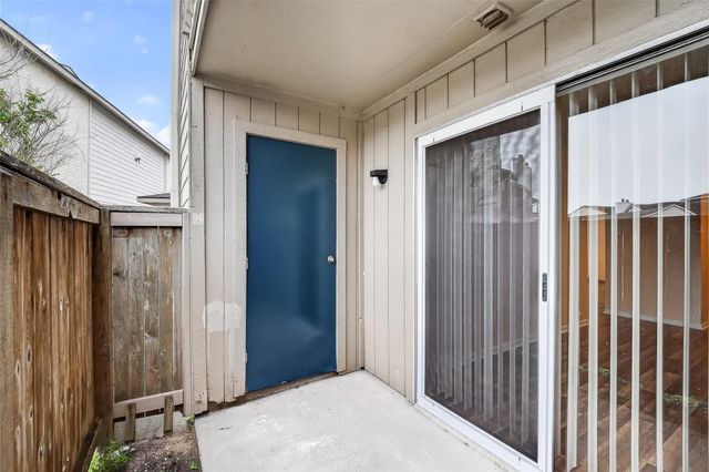 3919 Fairmont Parkway 195, Pasadena, TX 77504
