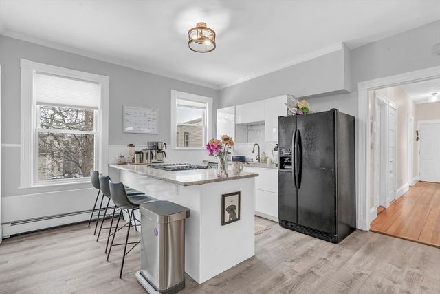 11 Doris St 3, Boston, MA 02125