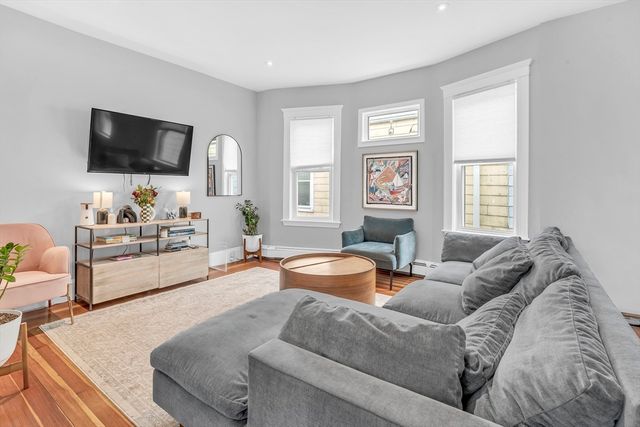 11 Doris St 3, Boston, MA 02125