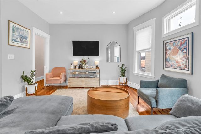 11 Doris St 3, Boston, MA 02125