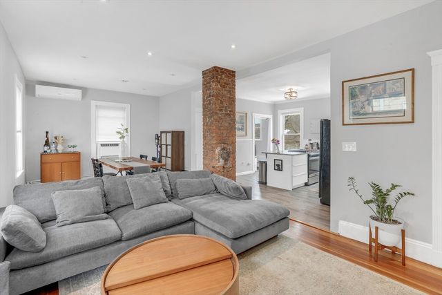 11 Doris St 3, Boston, MA 02125