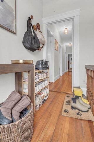 11 Doris St 3, Boston, MA 02125