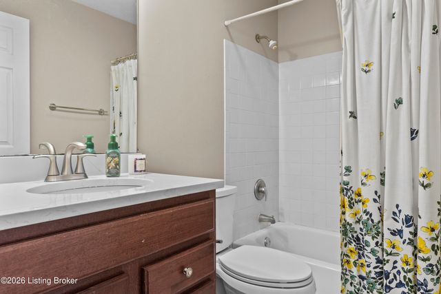 4410 Wisteria Landing Cir 208, Louisville, KY 40218