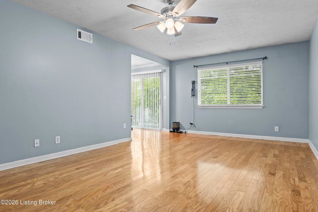 4410 Wisteria Landing Cir 208, Louisville, KY 40218