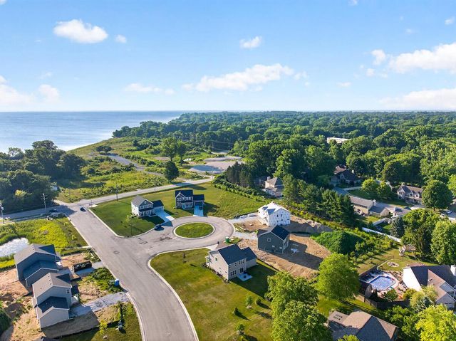 5998 Lillie CIRCLE, Racine, WI 53402
