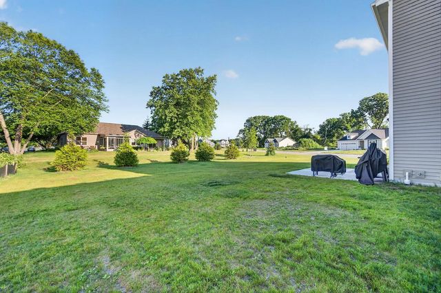 5998 Lillie CIRCLE, Racine, WI 53402