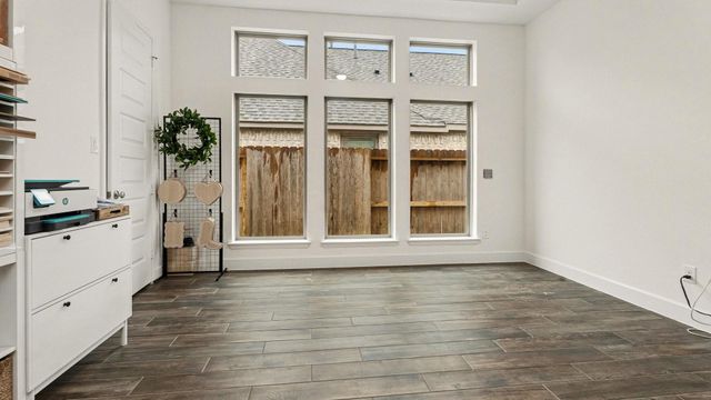 12322 Palmetto Drive, Mont Belvieu, TX 77523