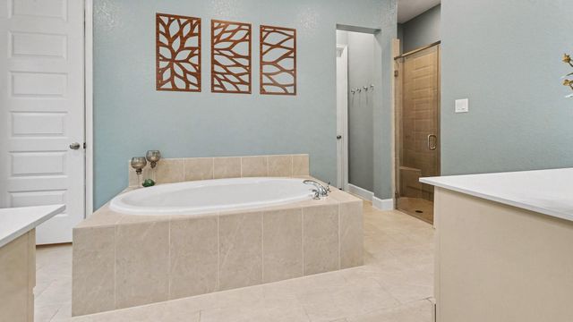 12322 Palmetto Drive, Mont Belvieu, TX 77523