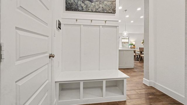 12322 Palmetto Drive, Mont Belvieu, TX 77523