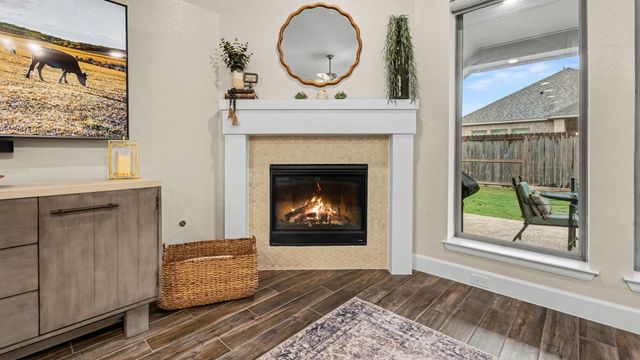 12322 Palmetto Drive, Mont Belvieu, TX 77523