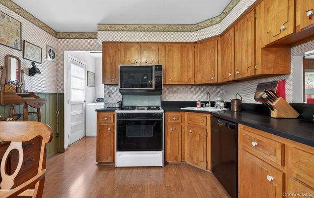 57 Knott Drive, Glen Cove, NY 11542