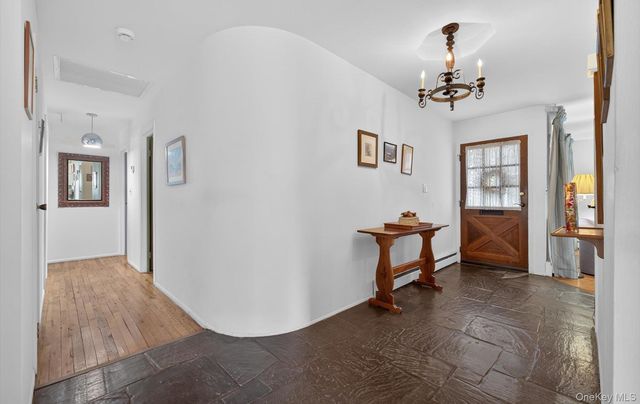 57 Knott Drive, Glen Cove, NY 11542