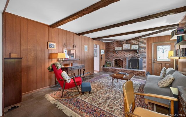 57 Knott Drive, Glen Cove, NY 11542