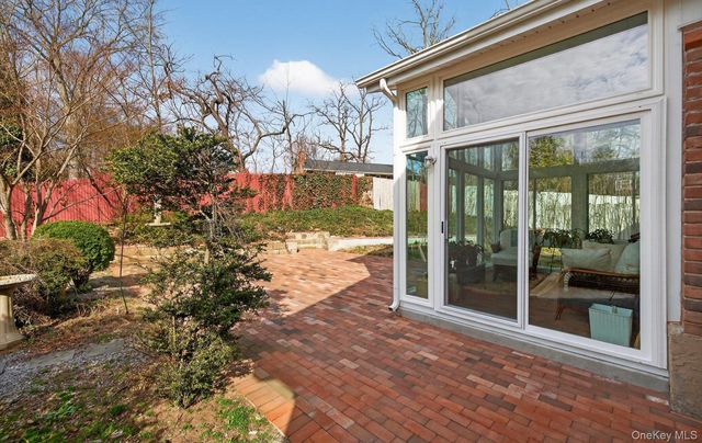 57 Knott Drive, Glen Cove, NY 11542