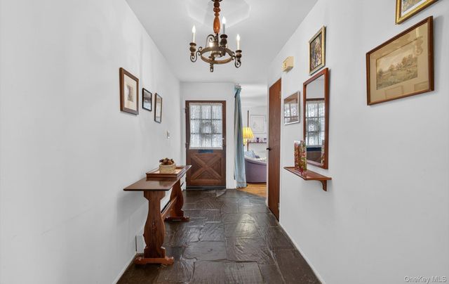 57 Knott Drive, Glen Cove, NY 11542