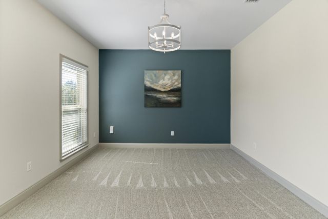 14 E Yellowstone, Hattiesburg, MS 39402