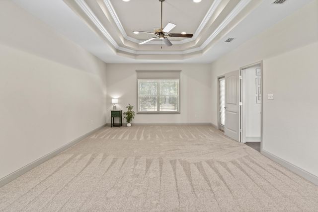 14 E Yellowstone, Hattiesburg, MS 39402