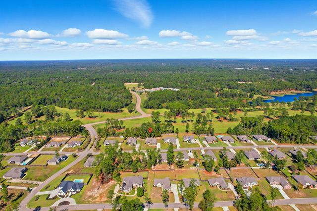 14 E Yellowstone, Hattiesburg, MS 39402