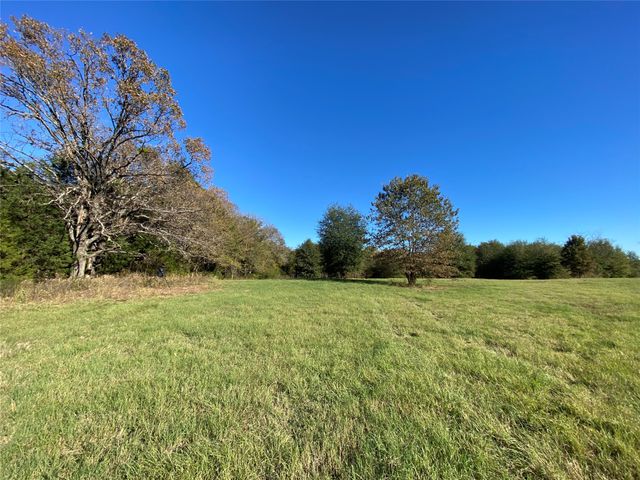 30 Acre County Road 2425, Como, TX 75431