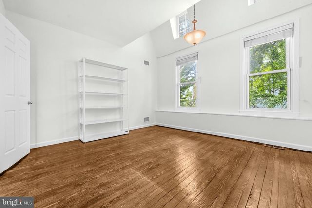 1504 GALES ST NE, Washington, DC 20002