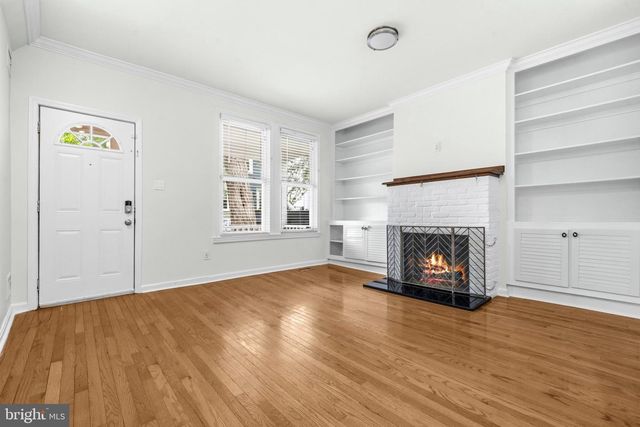 1504 GALES ST NE, Washington, DC 20002