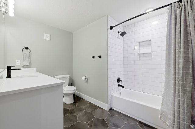 3554 W 1550 N, West Point, UT 84015