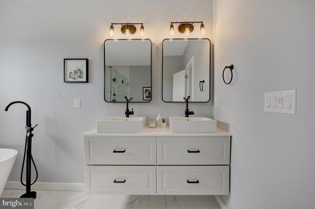 732 DALY ST, Philadelphia, PA 19148
