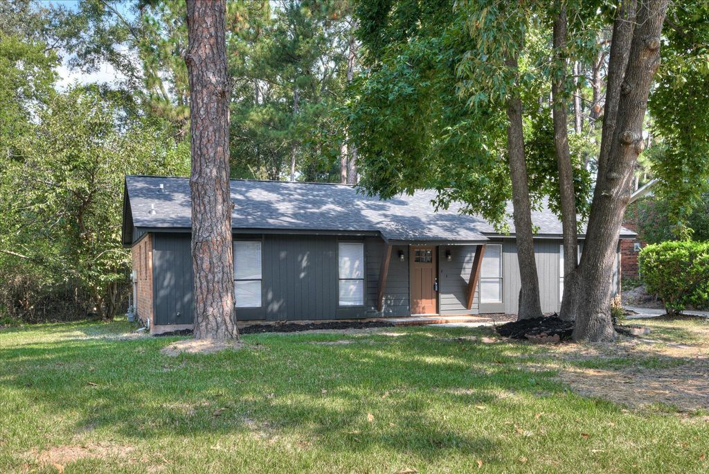 3551 Woodlake Road, Hephzibah, GA 30815