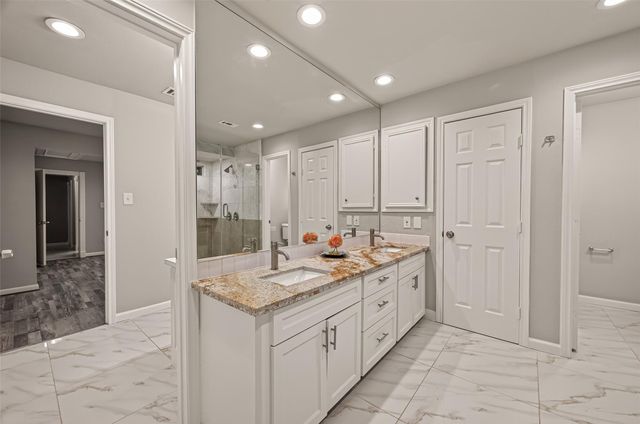 5207 Bent Bough Lane, Houston, TX 77088