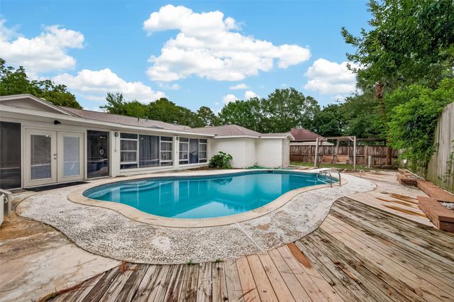 5207 Bent Bough Lane, Houston, TX 77088